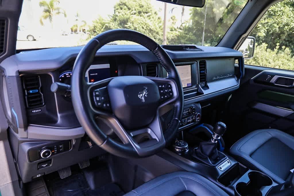 2023 Ford Bronco Black Diamond 11