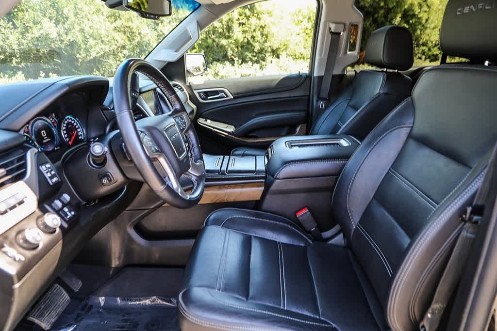 2019 GMC Yukon Denali 16