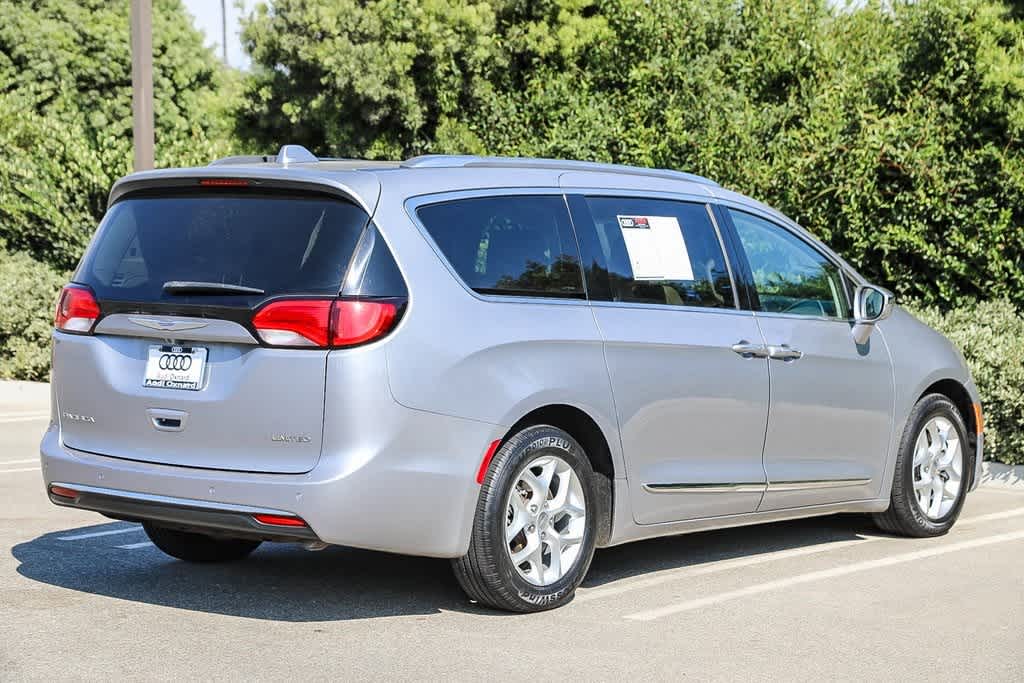 2020 Chrysler Pacifica Limited 4