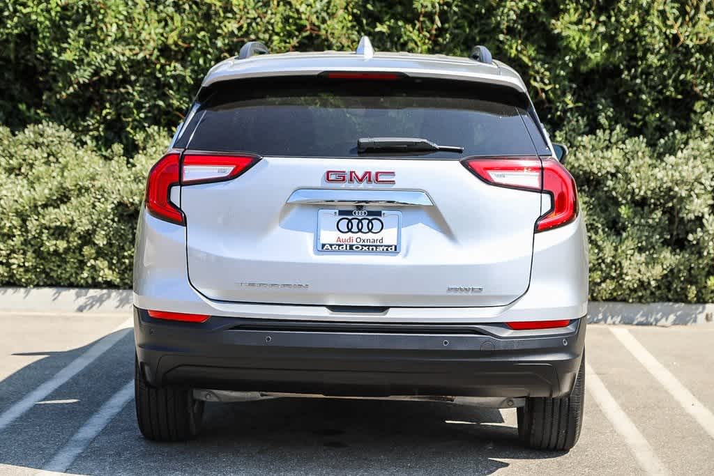 2022 GMC Terrain SLE 5