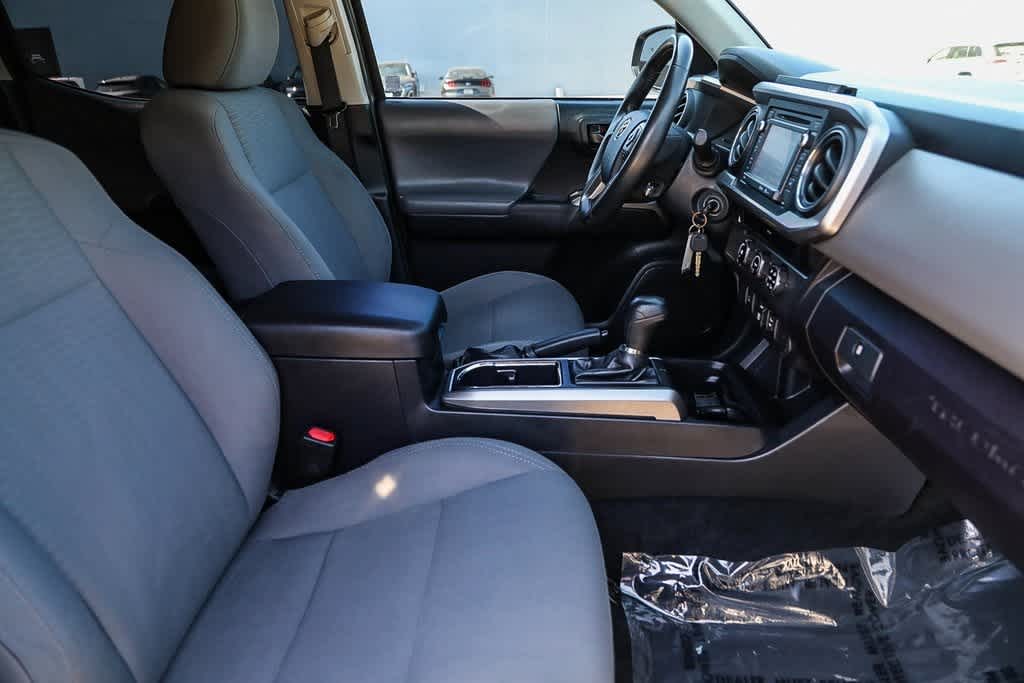 2018 Toyota Tacoma SR5 Double Cab 5 Bed V6 4x2 AT 15