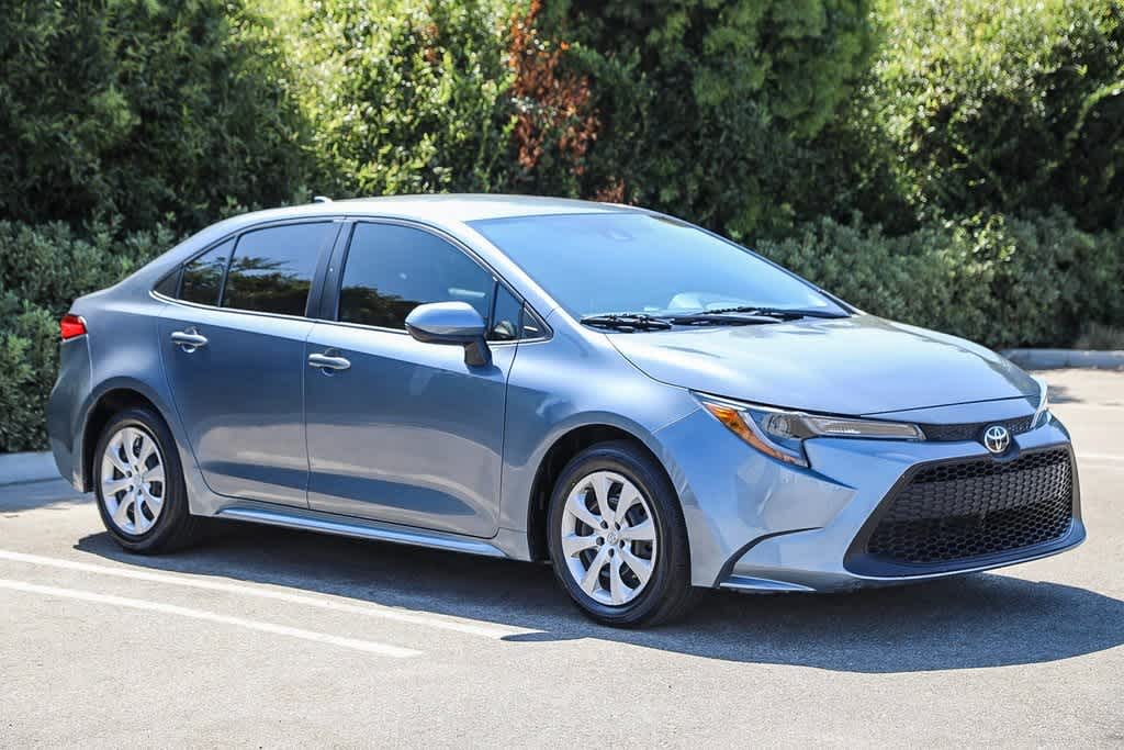 2021 Toyota Corolla LE 3