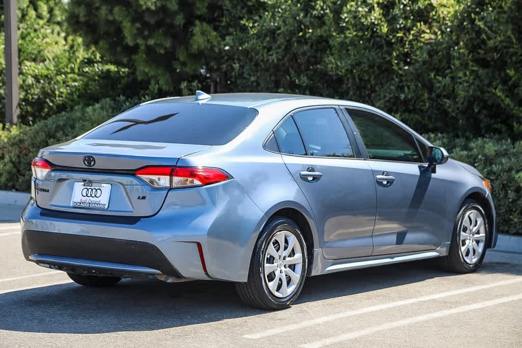 2021 Toyota Corolla LE 4