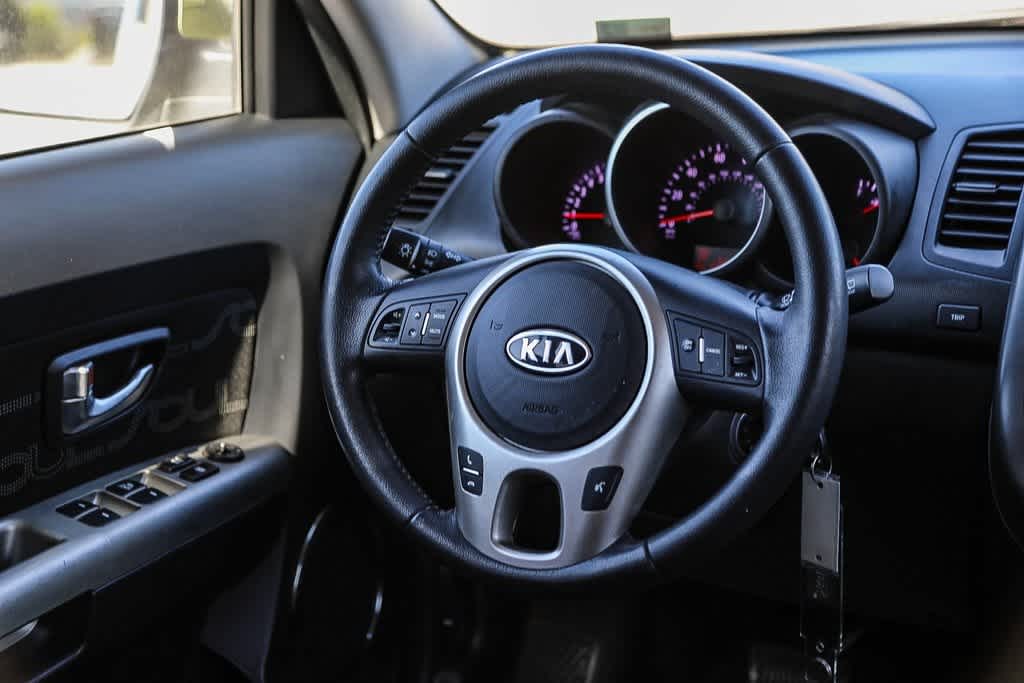 2012 Kia Soul + 14