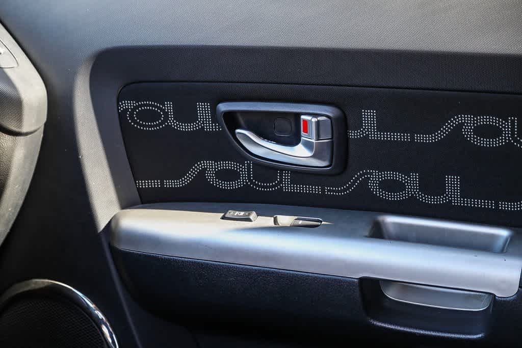 2012 Kia Soul + 20