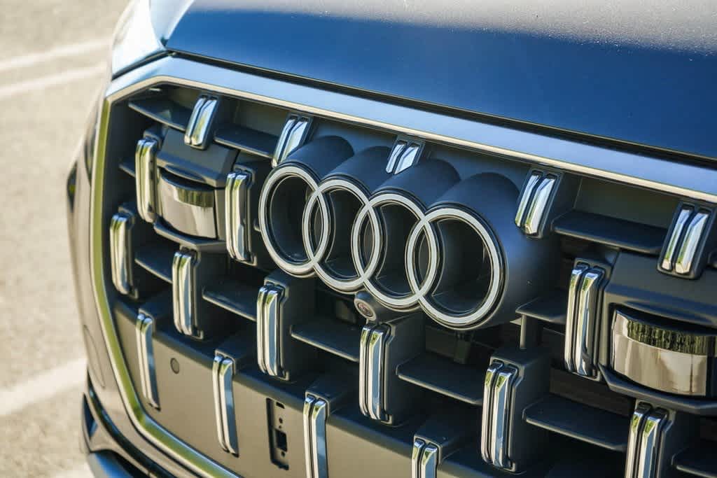 2025 Audi Q7 Premium 9