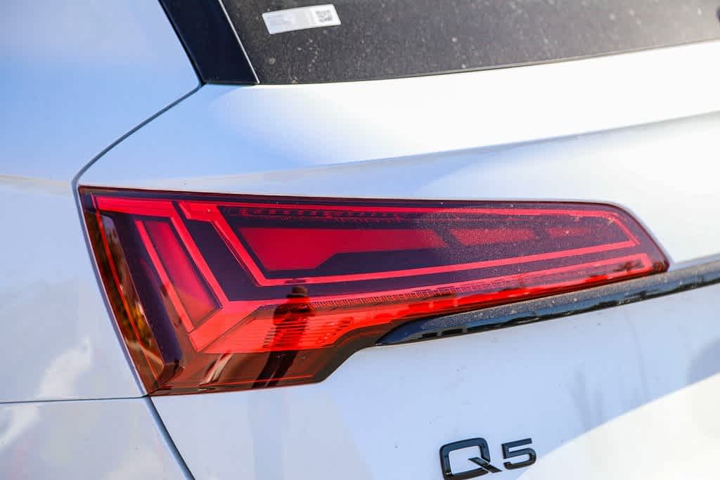 2024 Audi Q5 Premium Plus 8