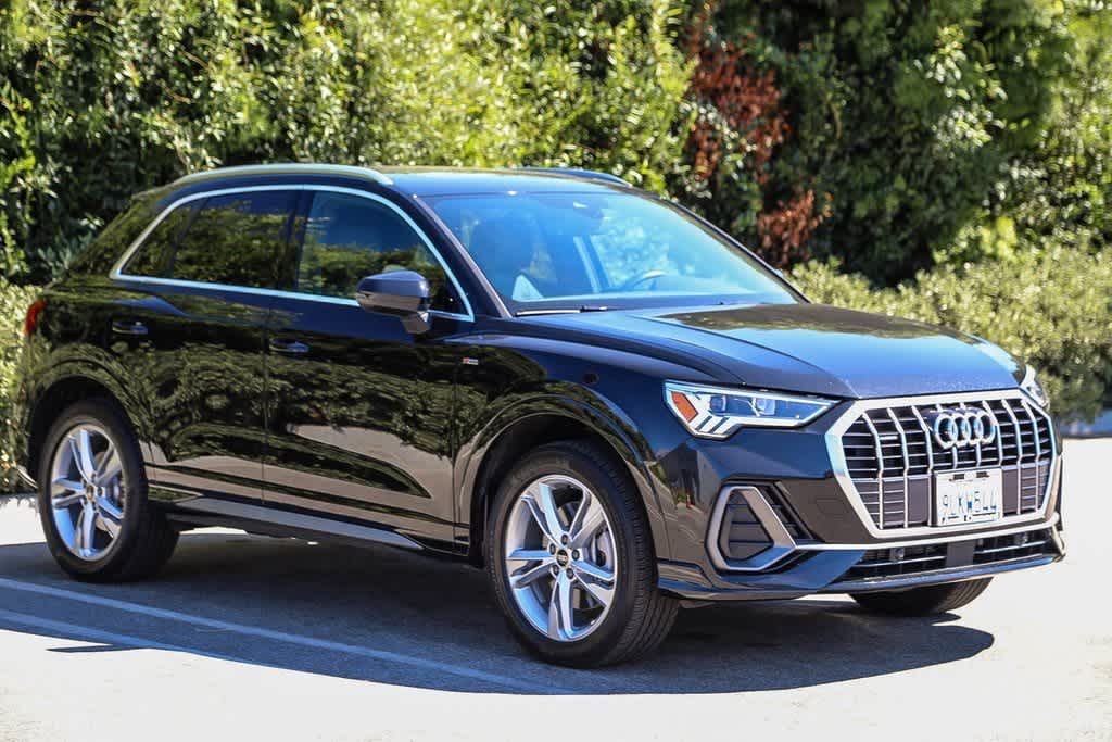 2024 Audi Q3 S line Premium 3