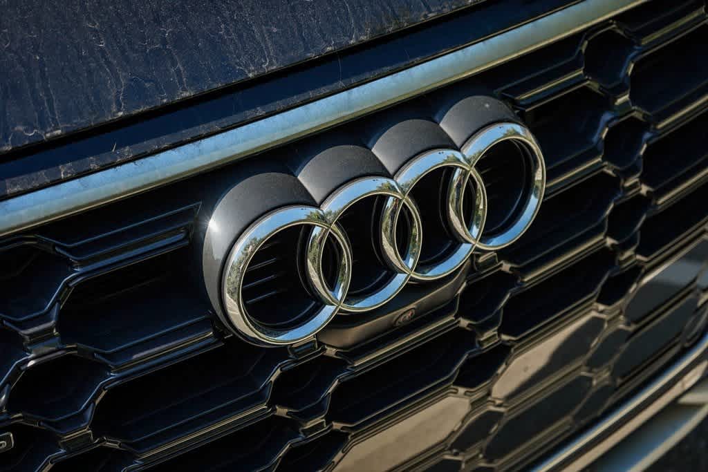 2024 Audi Q5 S line Premium Plus 8