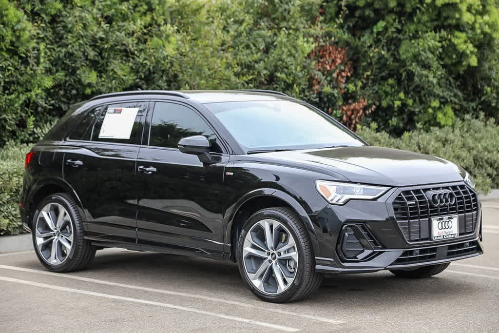 2021 Audi Q3 S line Premium Plus 3