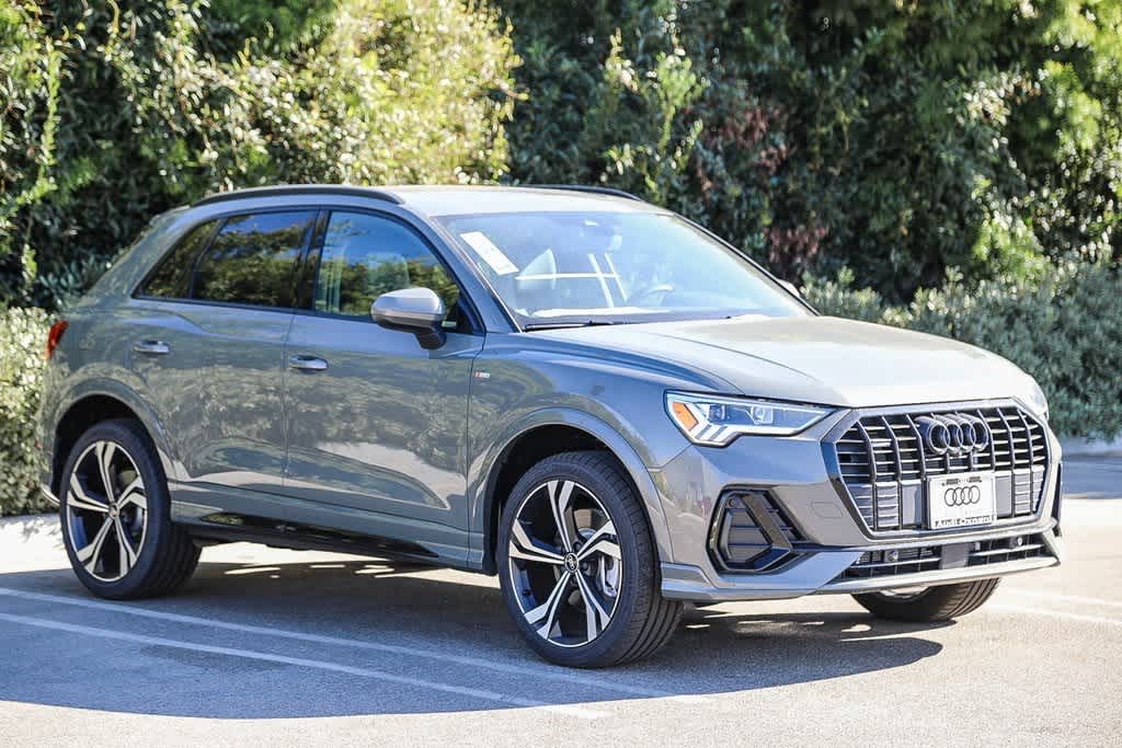 2024 Audi Q3 S line Premium Plus 3