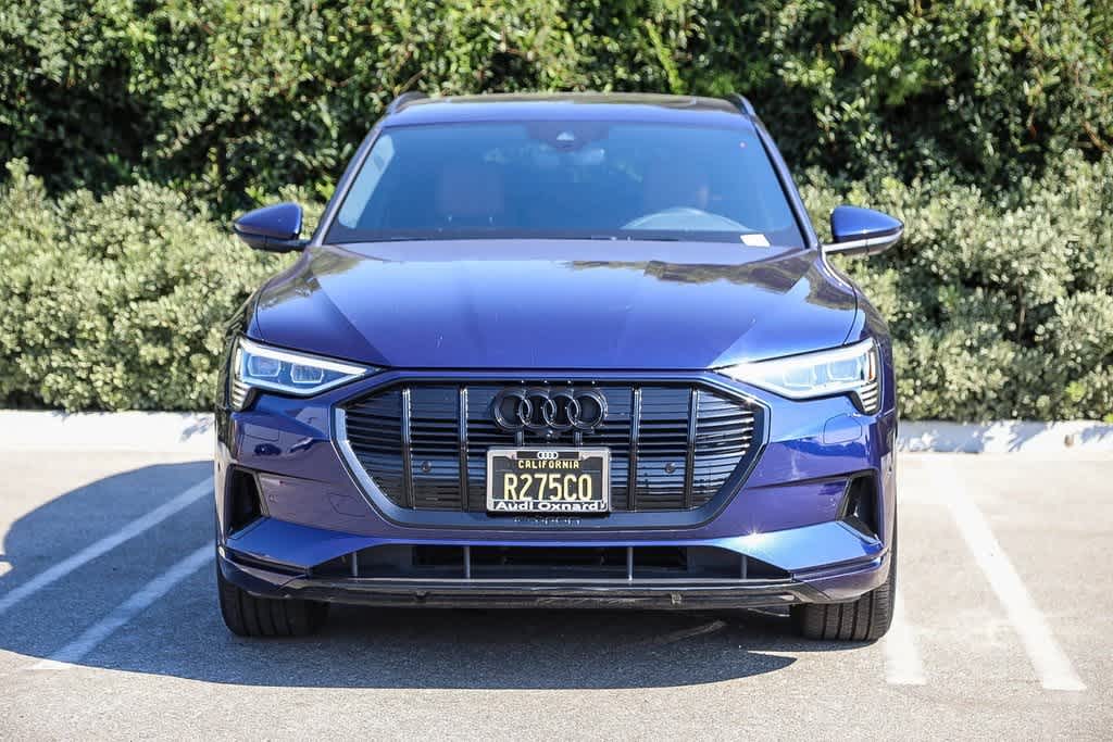 2022 Audi e-tron Premium Plus 2