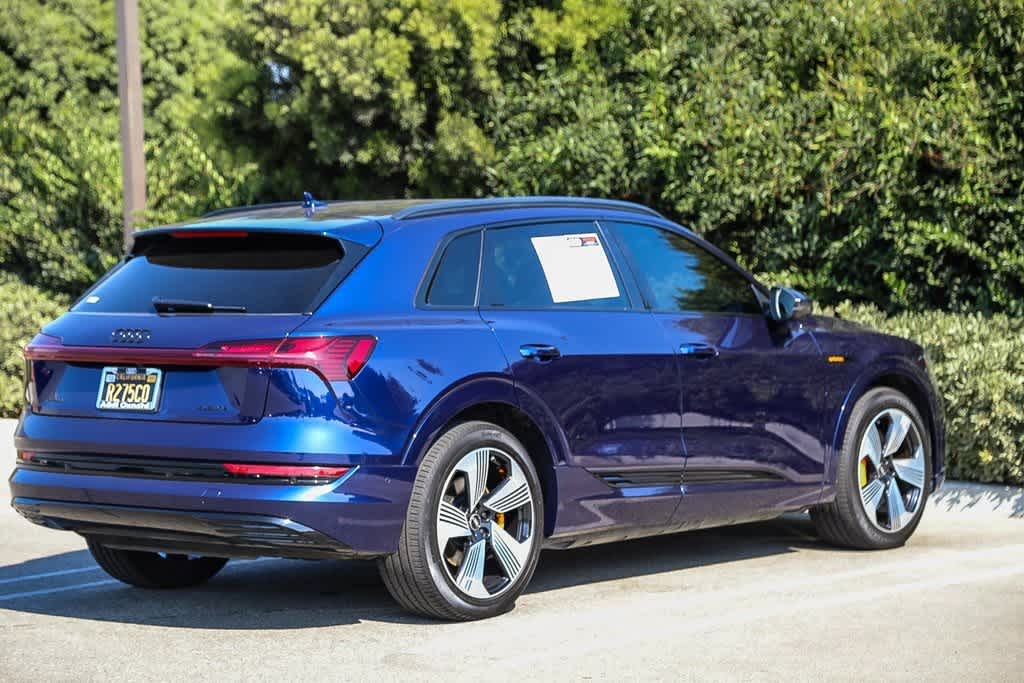 2022 Audi e-tron Premium Plus 4