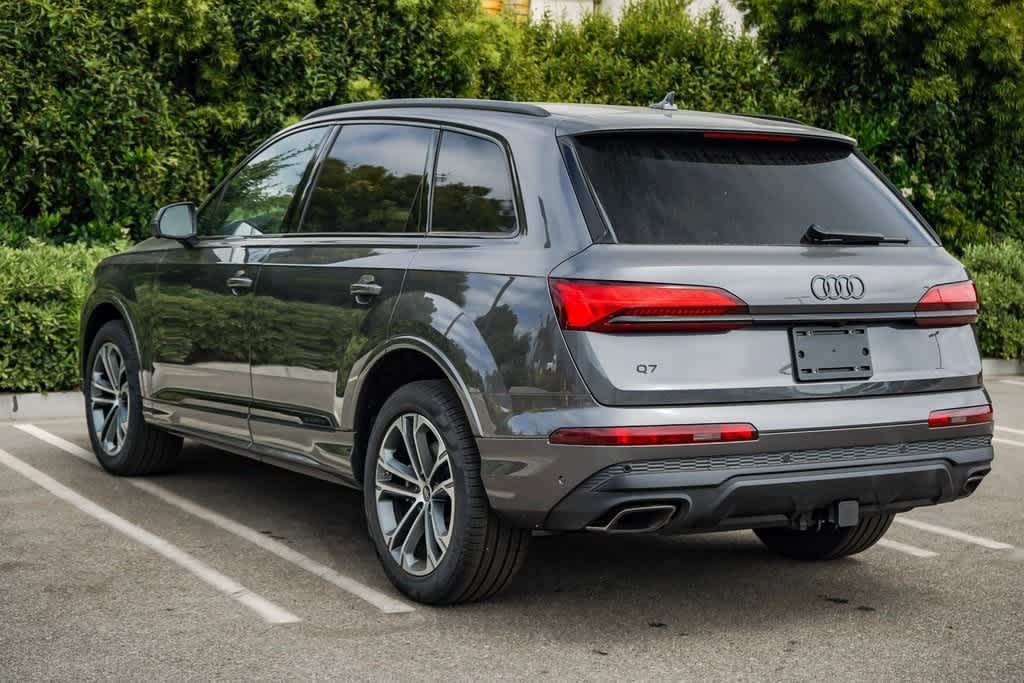 2025 Audi Q7 Premium Plus 8