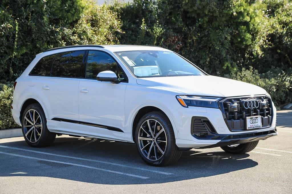 2025 Audi Q7 Premium Plus 3