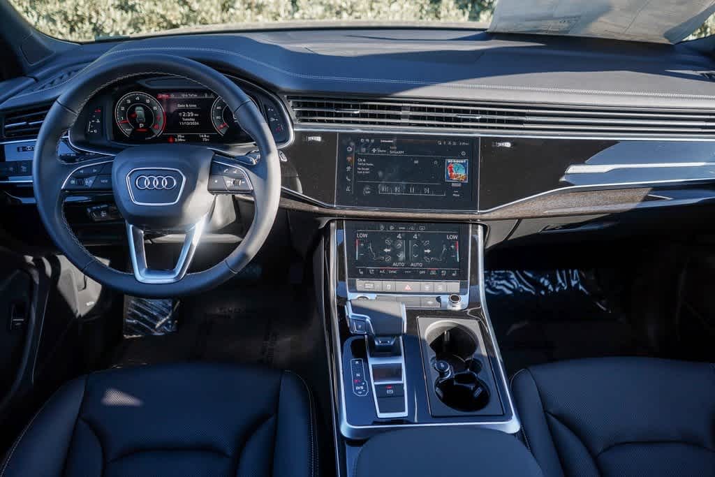 2025 Audi Q7 Premium Plus 12