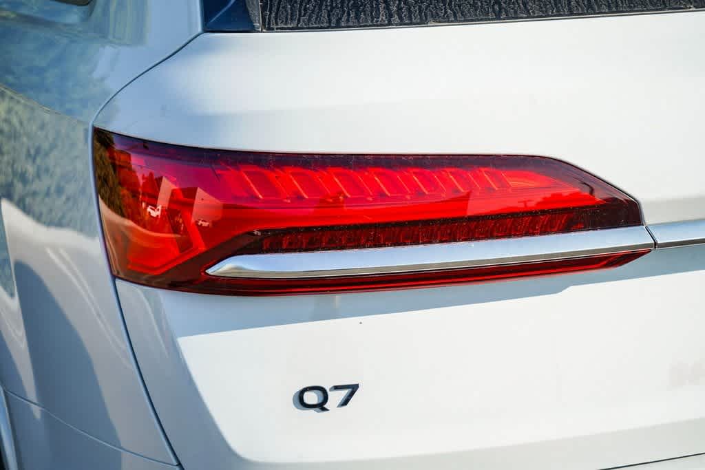 2025 Audi Q7 Prestige 7