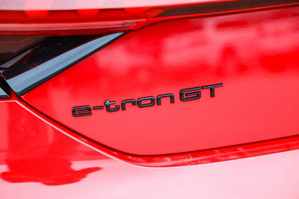 2023 Audi e-tron GT Premium Plus 26