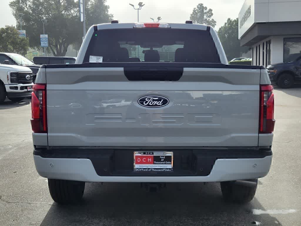 View vehicle photo 4