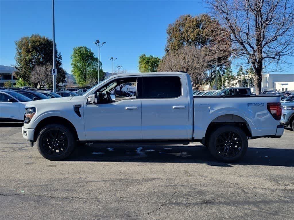 View vehicle photo 2