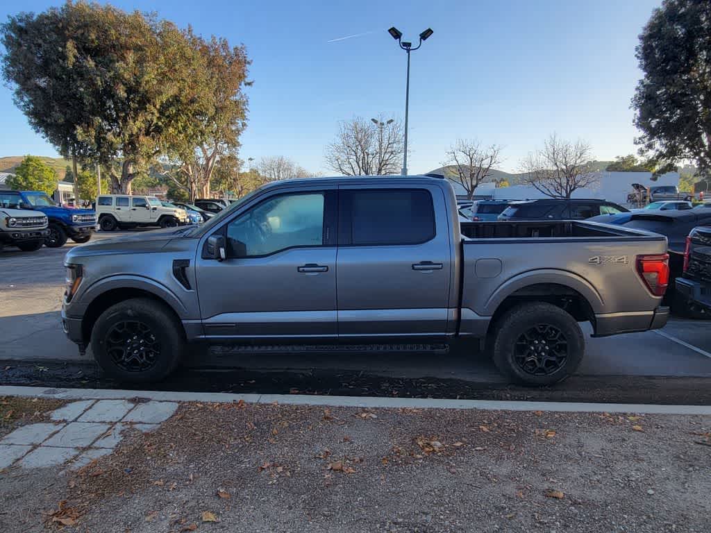 View vehicle photo 4