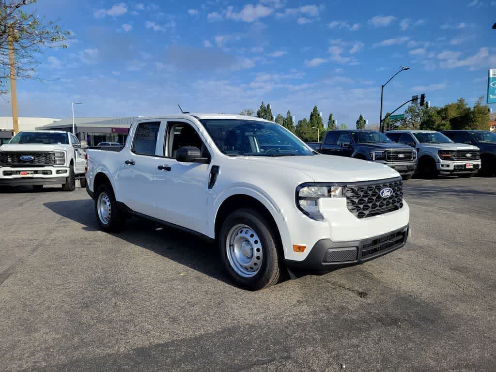 View vehicle photo 7