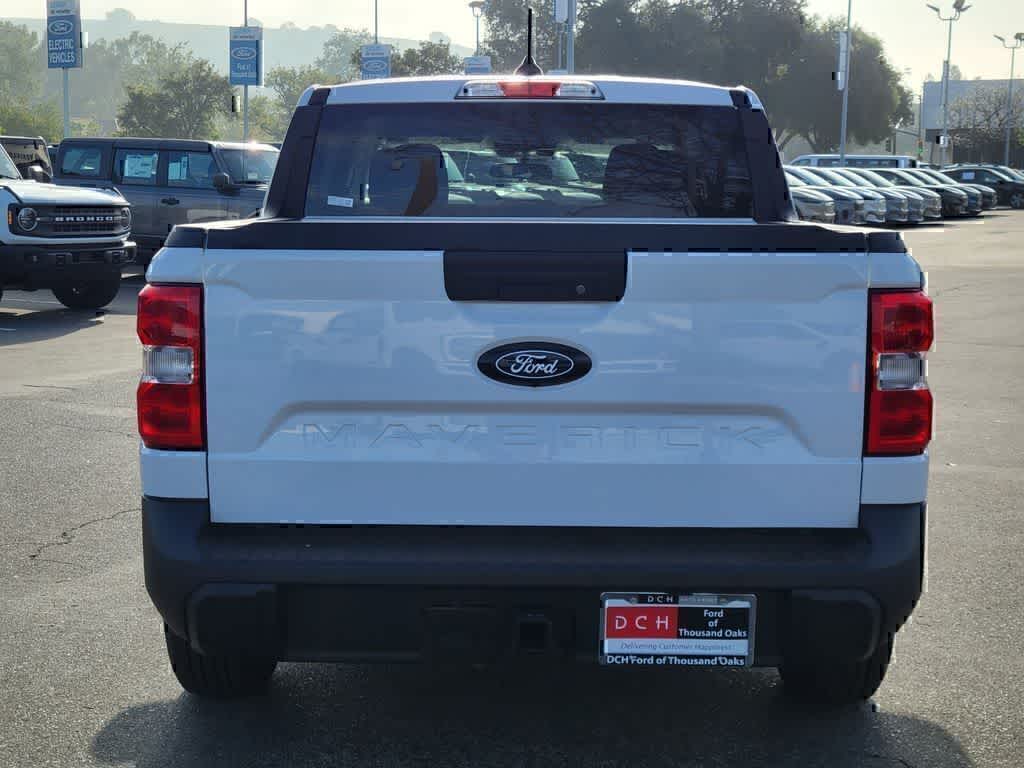 View vehicle photo 4