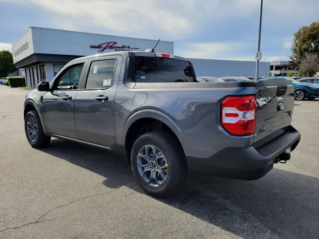 View vehicle photo 3