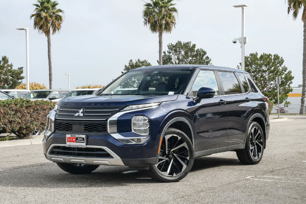 2023 Mitsubishi Outlander