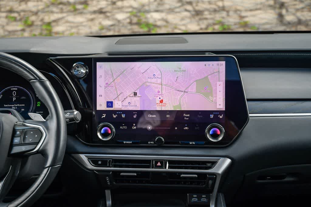 View vehicle photo 7