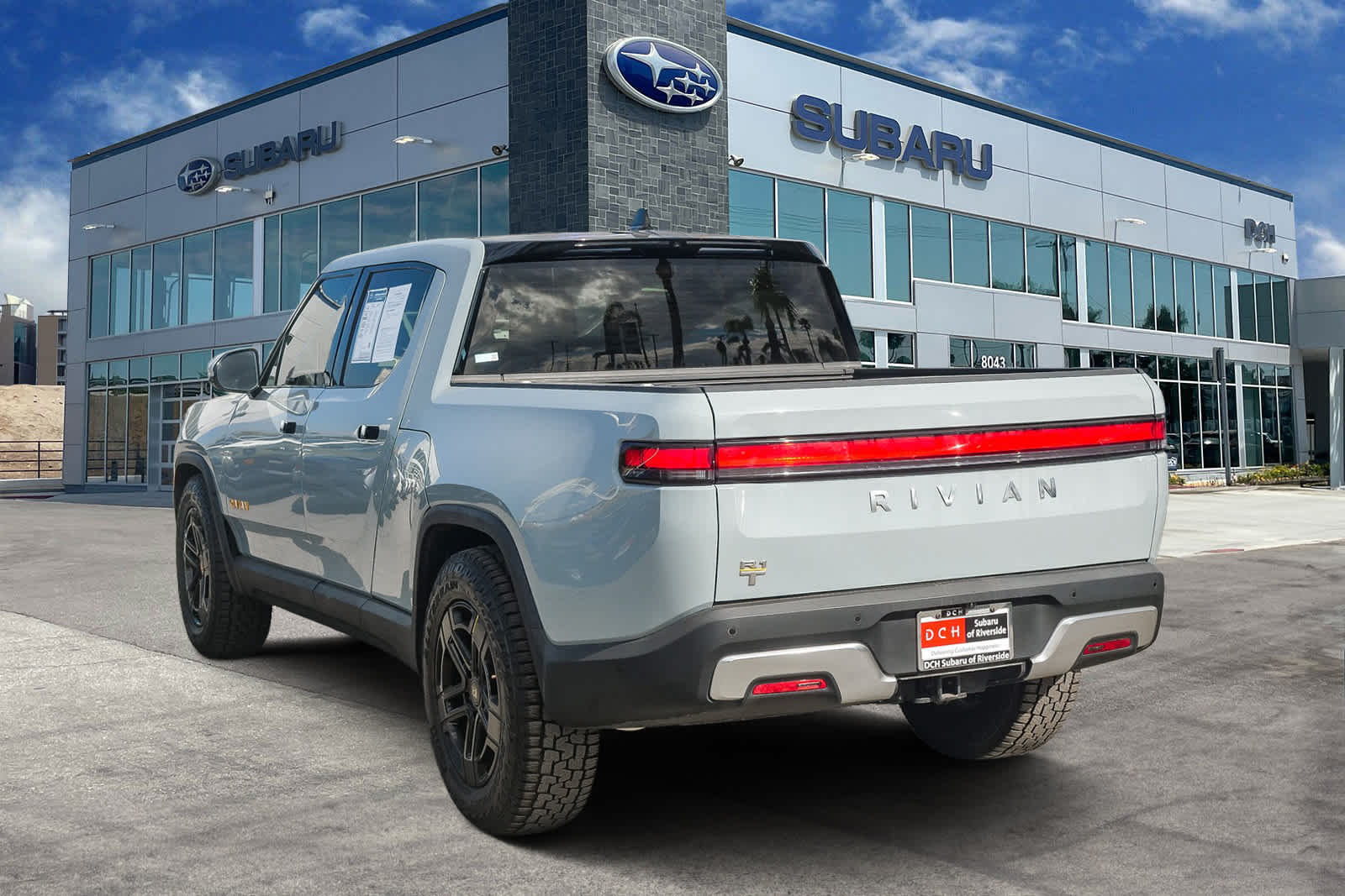 2023 Rivian R1T Adventure Quad Motor Crew Cab AWD