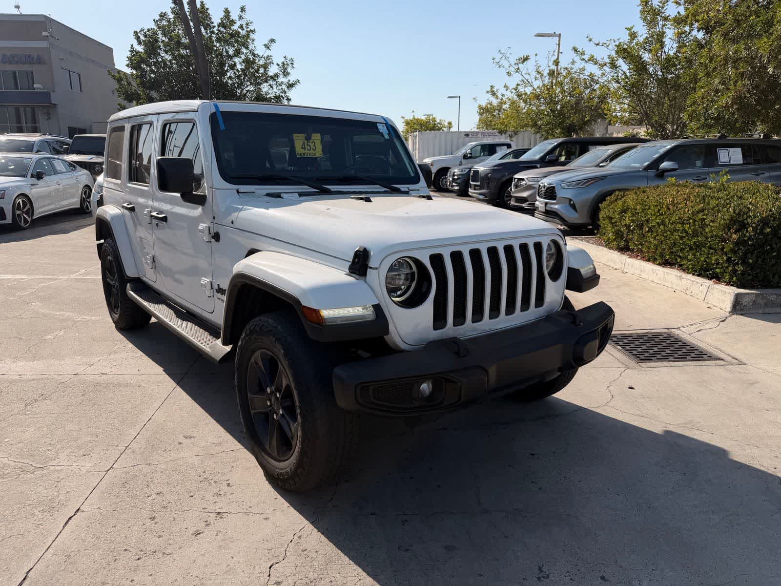 View vehicle photo 7