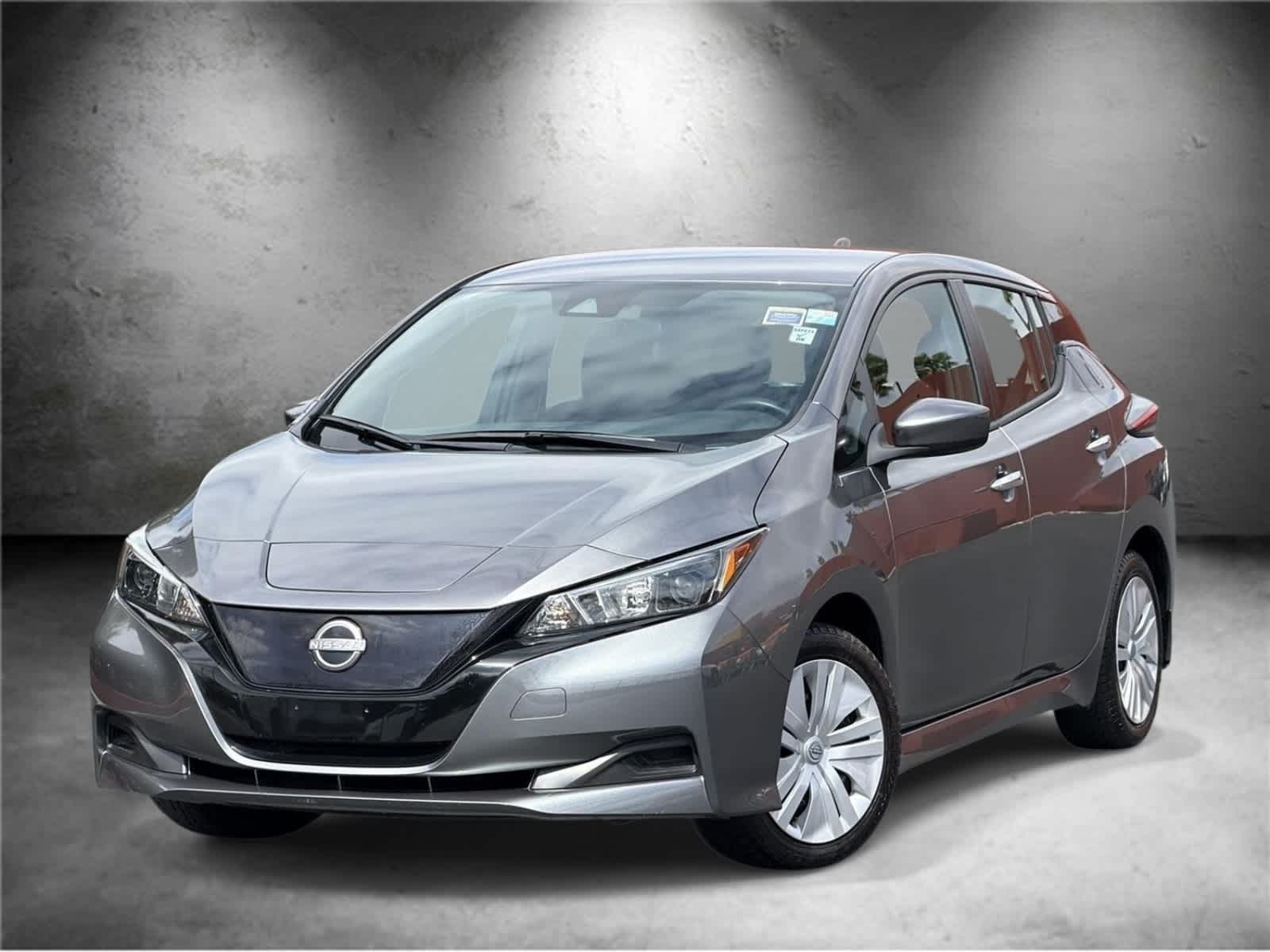 2025 Nissan LEAF
