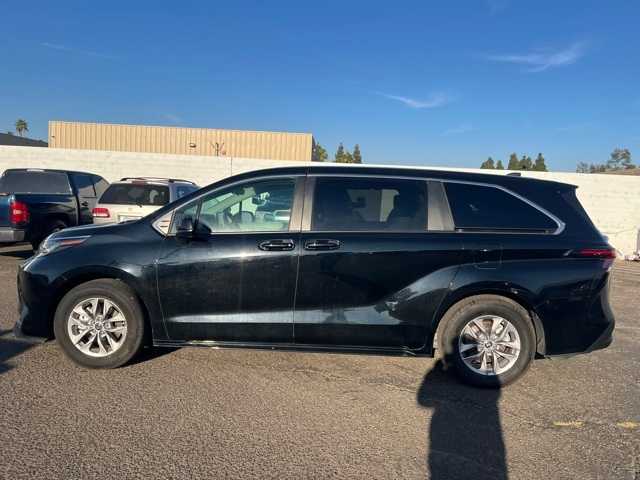 Used 2023 Toyota Sienna LE with VIN 5TDKSKFC3PS099209 for sale in Tustin, CA