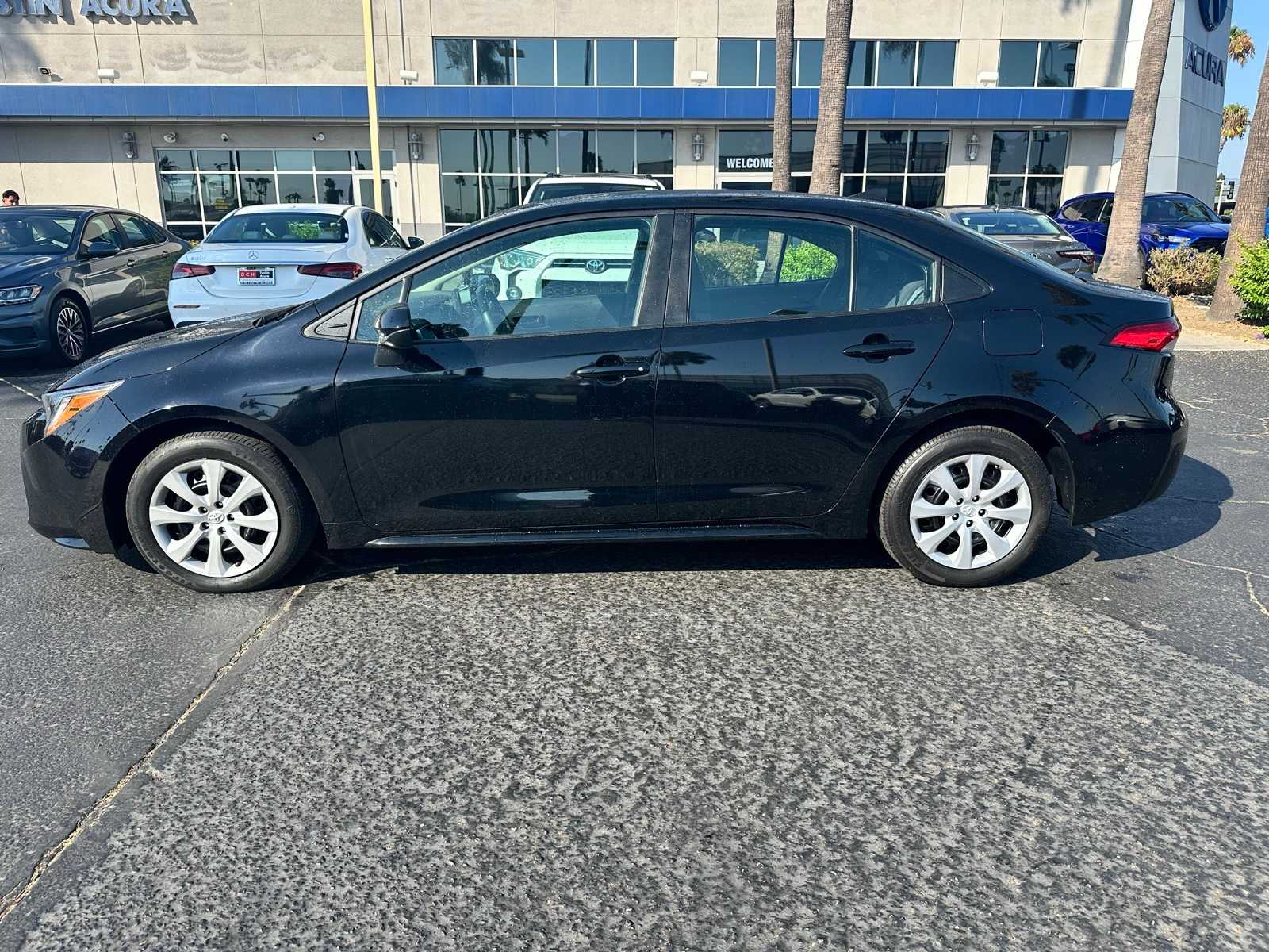 Used 2024 Toyota Corolla LE with VIN 5YFB4MDE4RP115973 for sale in Northfield, Minnesota