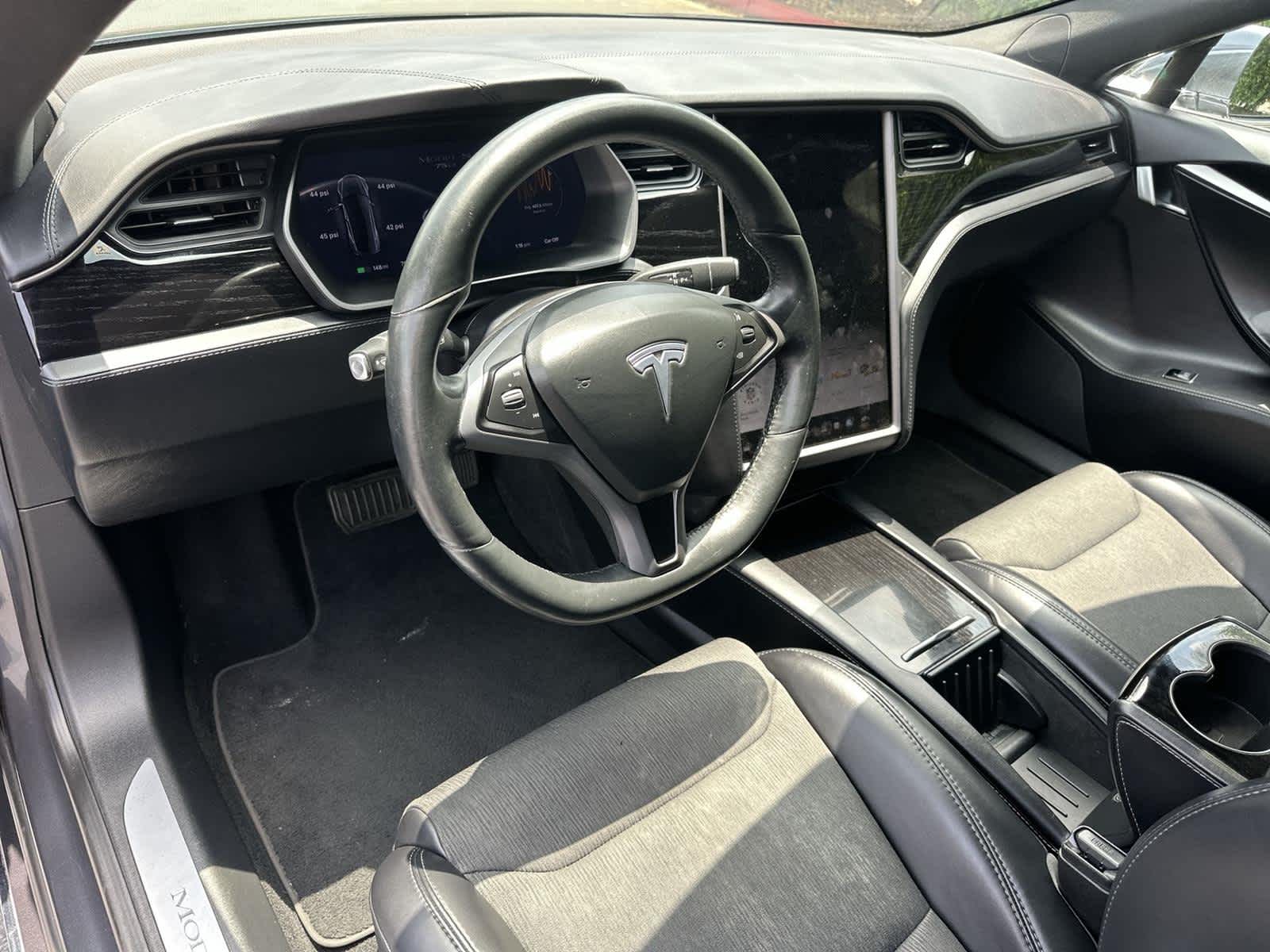 Used 2018 Tesla Model S 75D with VIN 5YJSA1E22JF281243 for sale in Tustin, CA