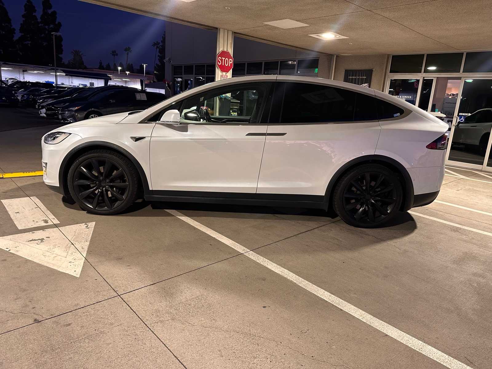 Used 2018 Tesla Model X 100D with VIN 5YJXCBE26JF085831 for sale in Tustin, CA