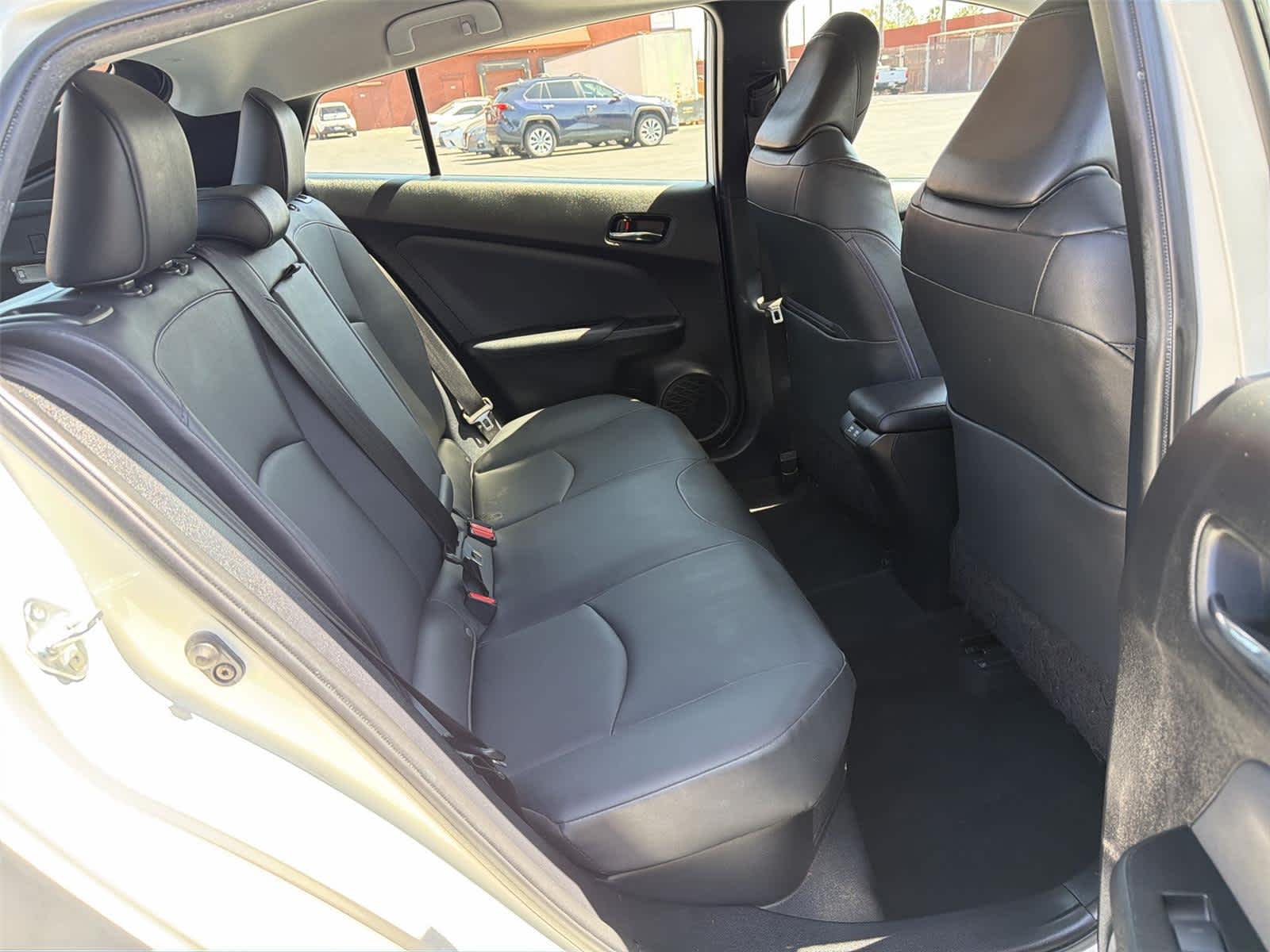2019 Toyota Prius XLE - Photo 14