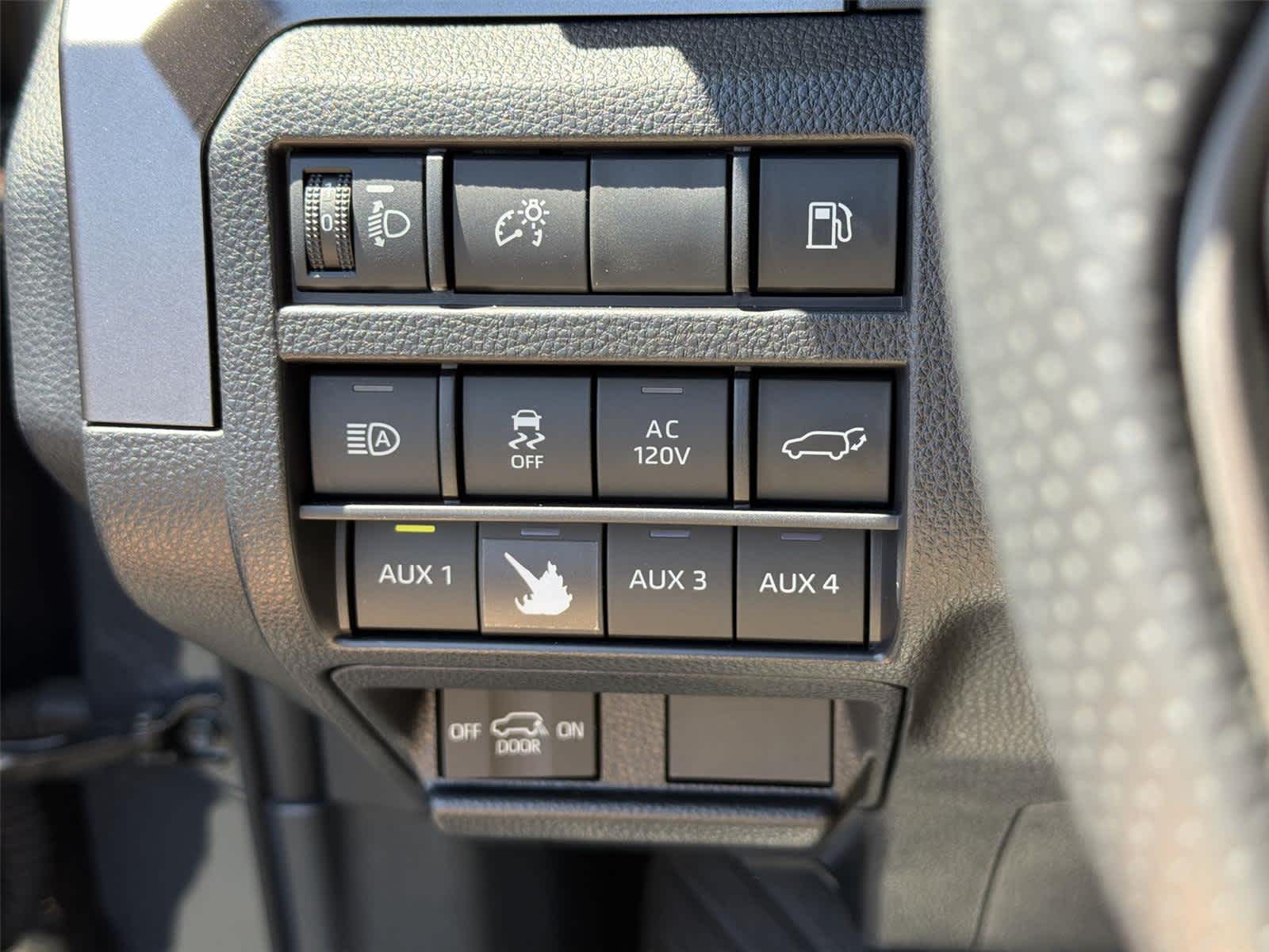 2025 Toyota 4Runner TRD Off-Road - Photo 39