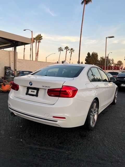 Used 2018 BMW 3 Series 330i with VIN WBA8B9C52JEE83164 for sale in Tustin, CA