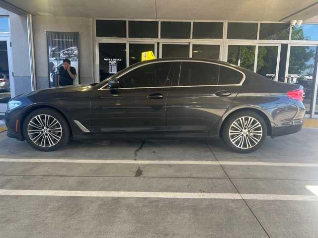 Used 2019 BMW 5 Series 540i with VIN WBAJE5C54KG918965 for sale in Tustin, CA