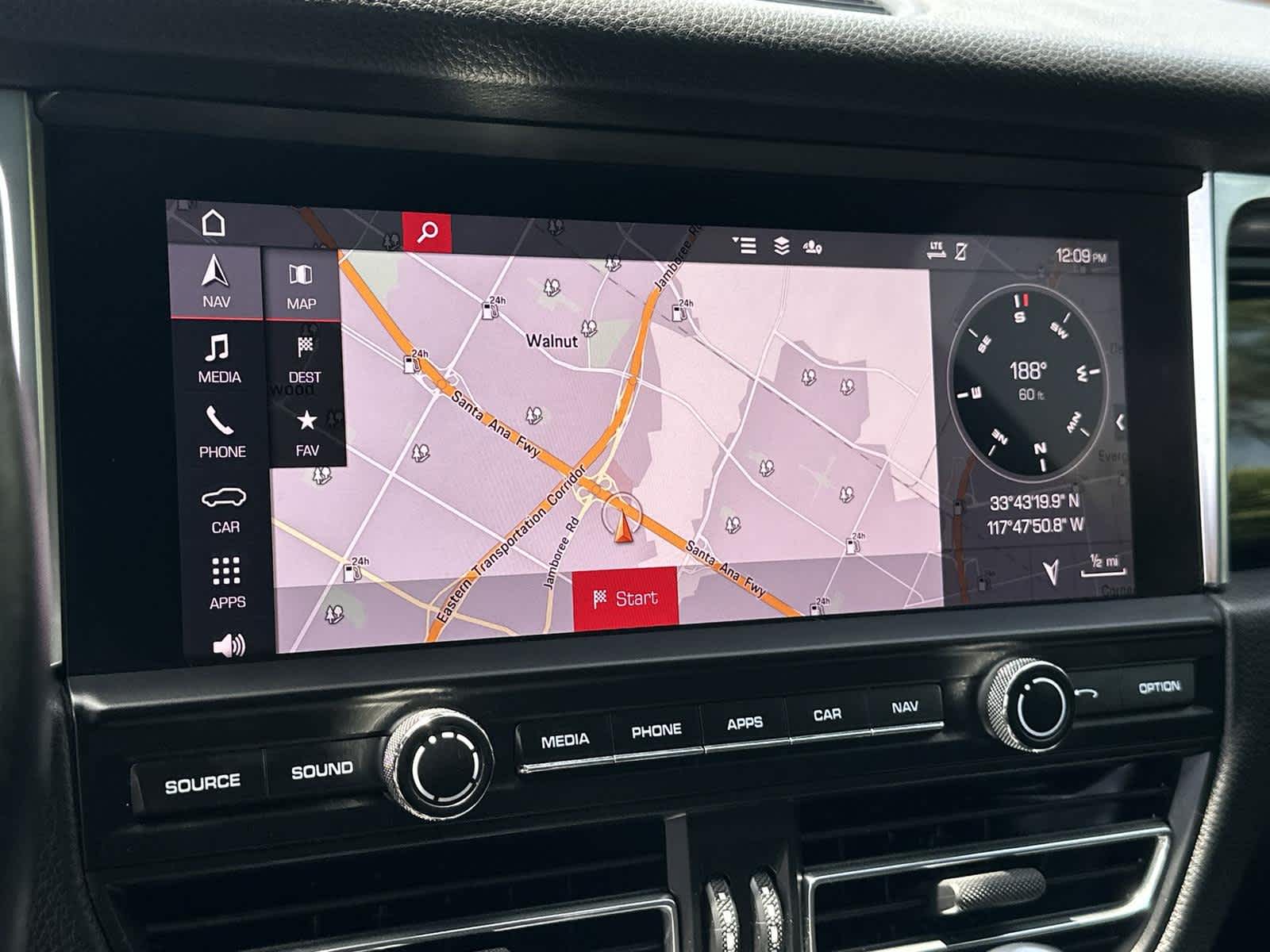2021 Porsche Macan S photo 15
