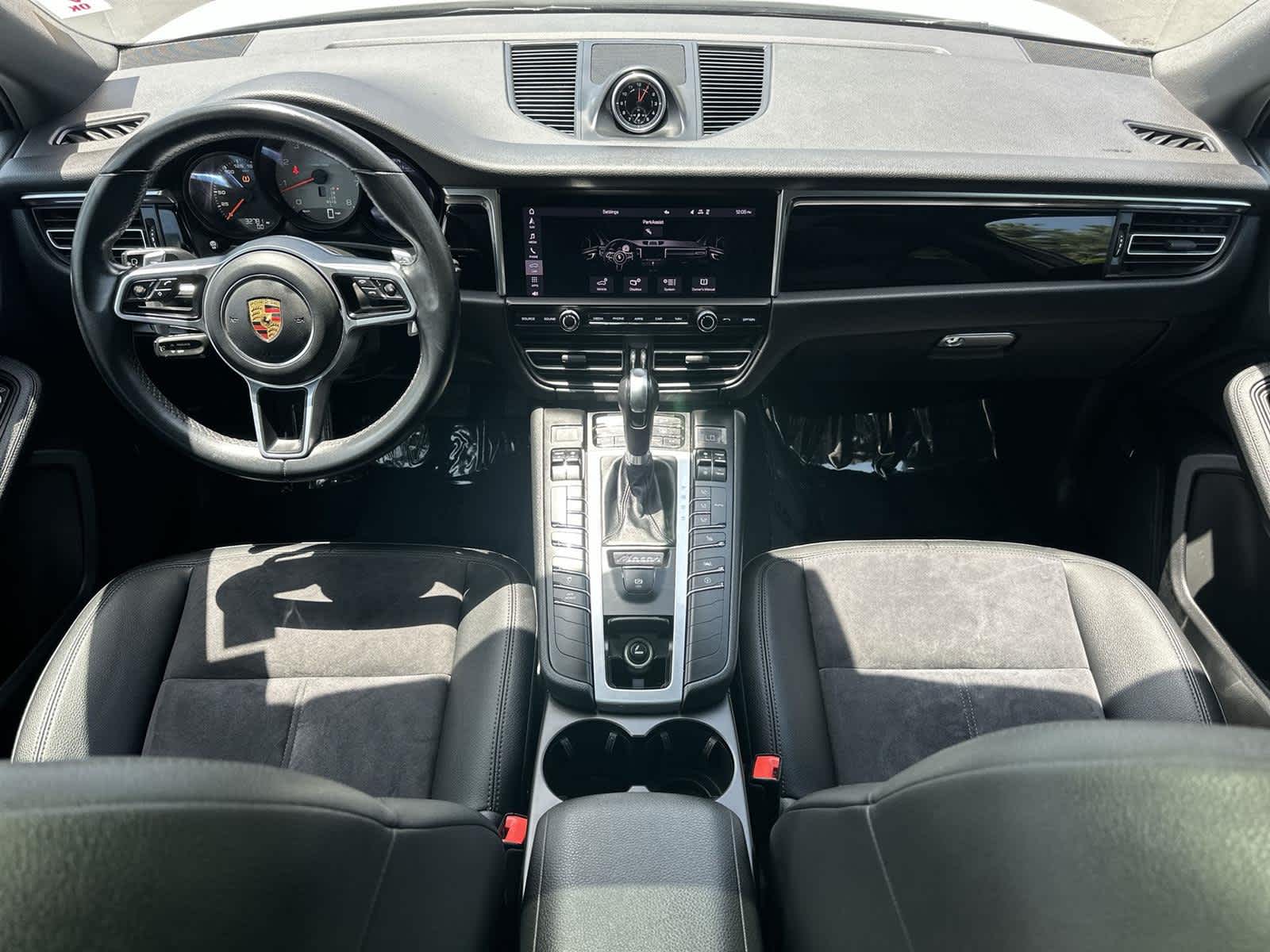 2021 Porsche Macan S photo 8
