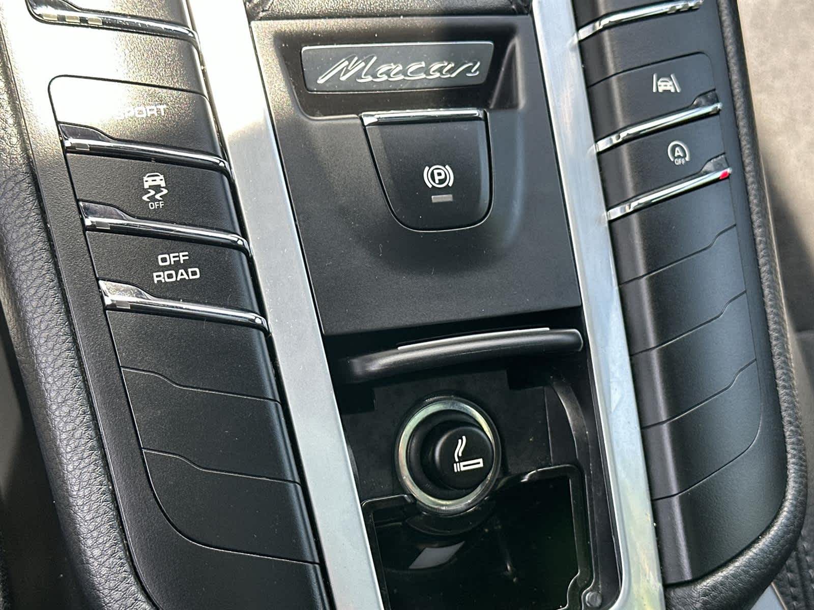 2021 Porsche Macan S photo 21