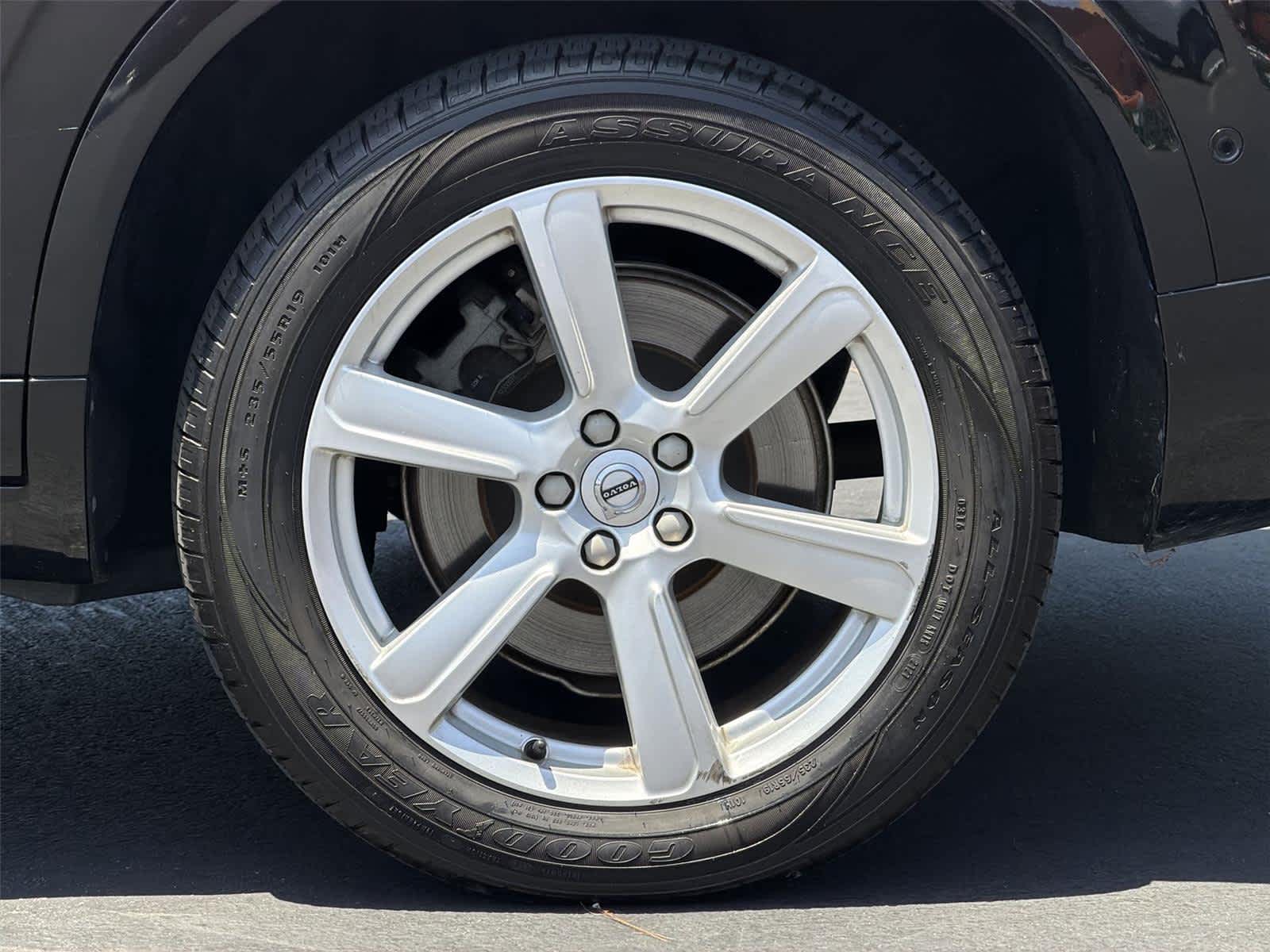 2016 Volvo XC90 Momentum - Photo 9