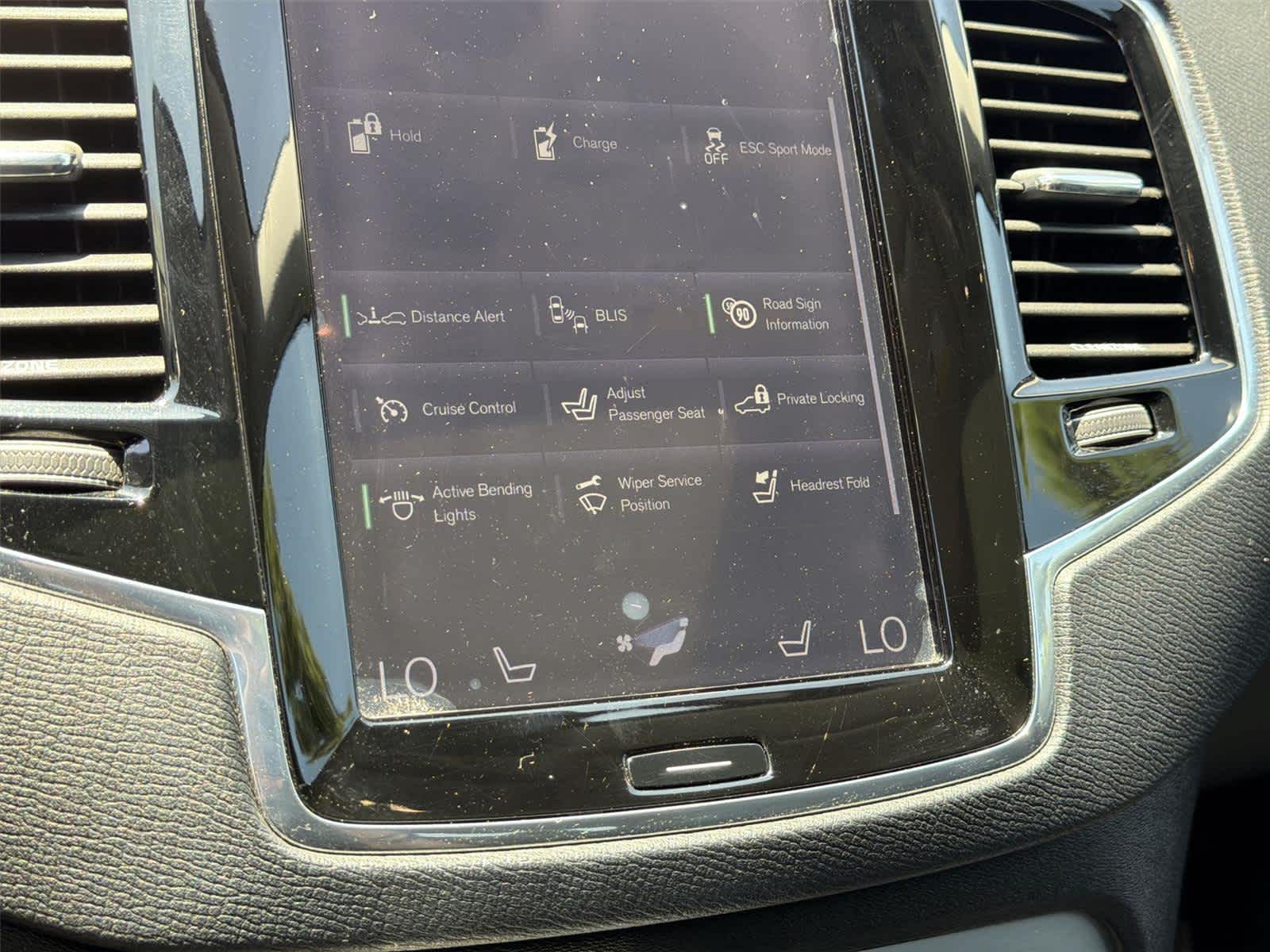 2016 Volvo XC90 Momentum - Photo 39