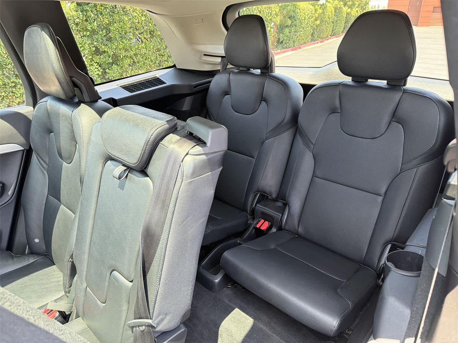 2016 Volvo XC90 Momentum - Photo 42