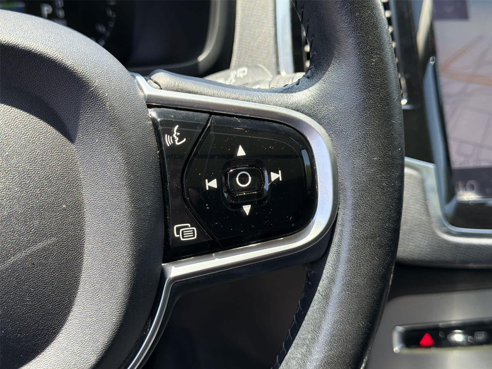 2016 Volvo XC90 Momentum - Photo 35