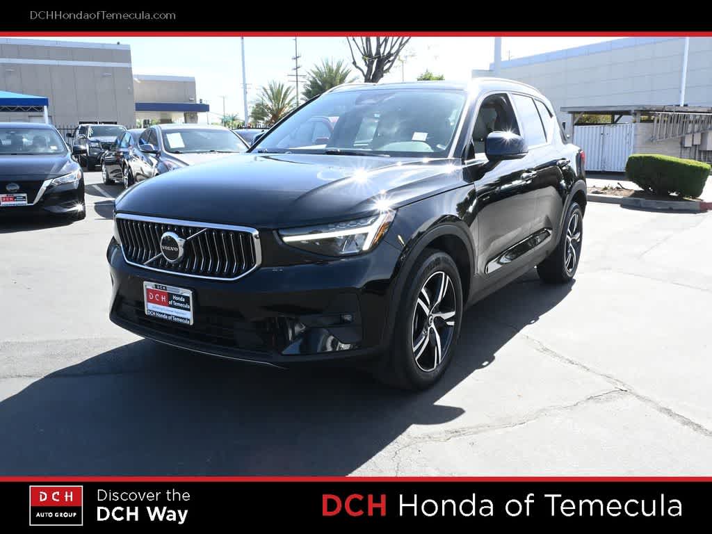 2023 Volvo XC40 B5 Plus Bright Theme AWD SUV / Crossover All-Wheel Drive 8-Speed Automatic