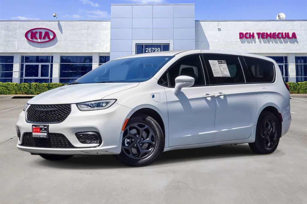 2022 Chrysler Pacifica Hybrid